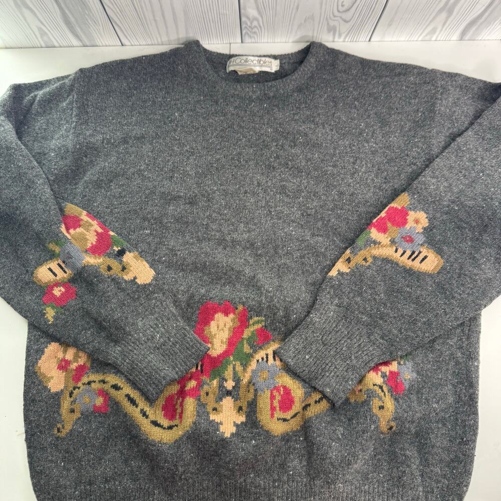 JH Collectibles Vintage Women's Gray Floral Wool Rabbit Hair Sweater Large 90s